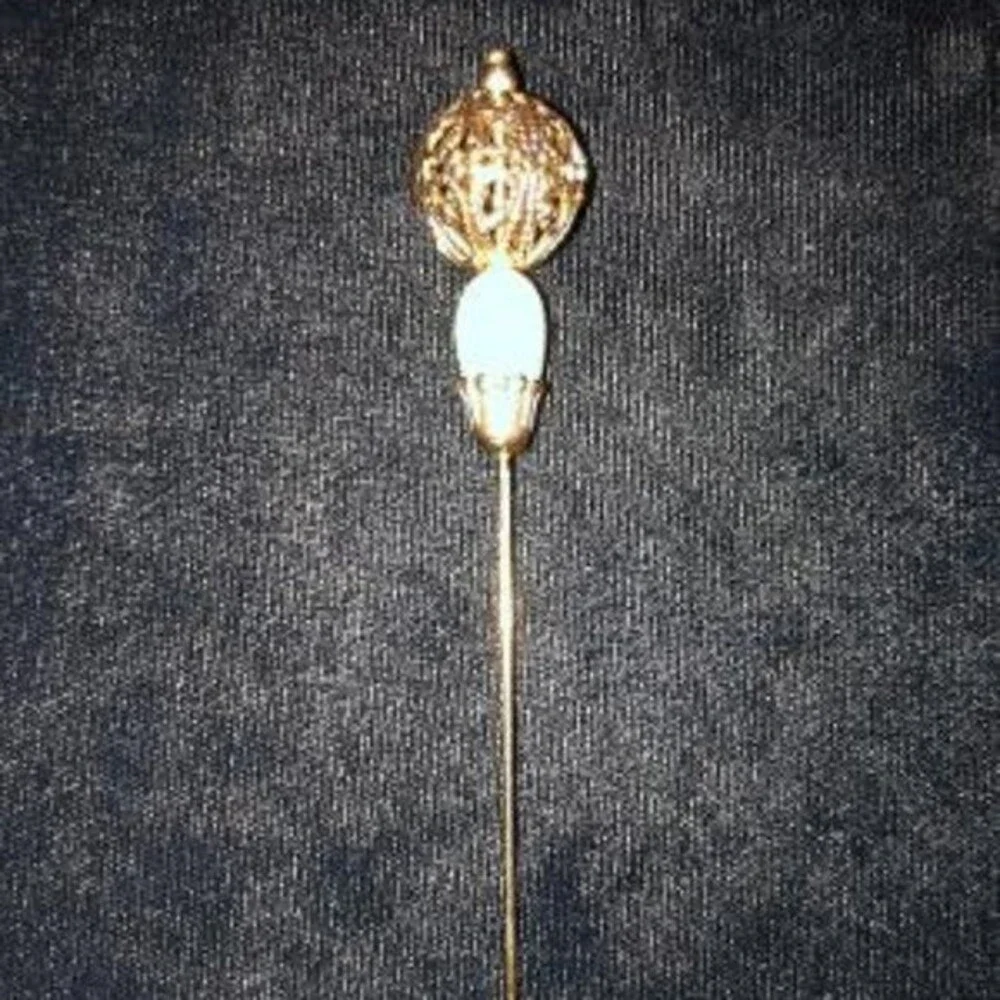 Antique Ornate Goldtone/Faux Pearl Hat Pin